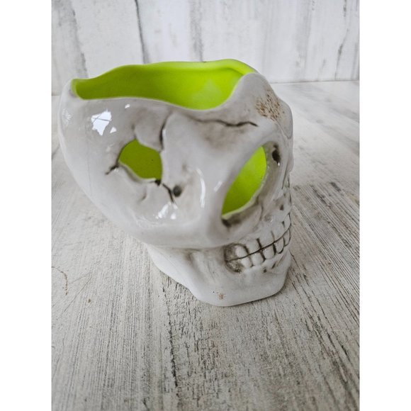 Porcelain skull skeleton tea light planter decor - Picture 5 of 8